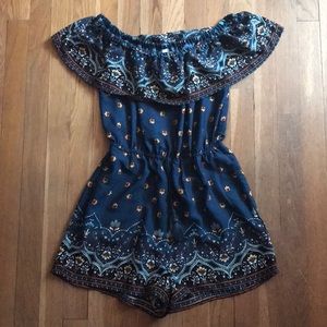 very comfy material & flattering fit on waist!